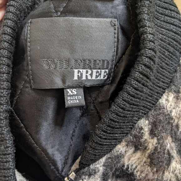 Aritzia Wilfred free leopard wool blend jacket - Picture 3 of 12